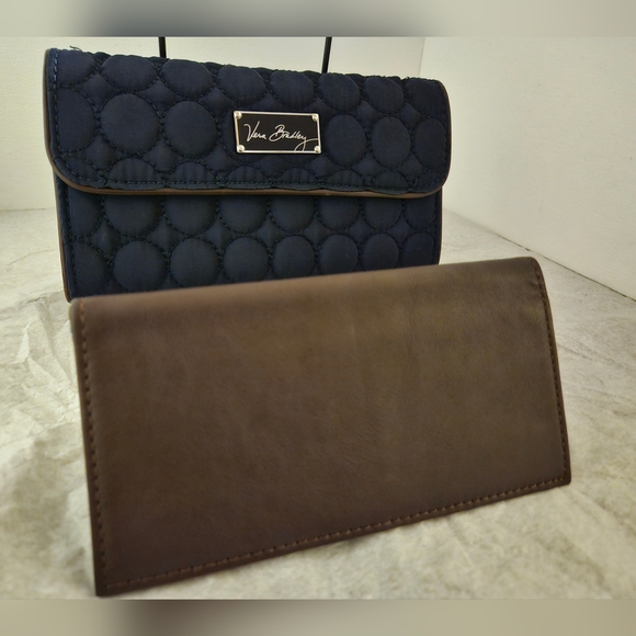 EUC 2 Pc Vera Bradley Blue Quilted Wallet with Vegan Leather Checkbook holder - Picture 3 of 15